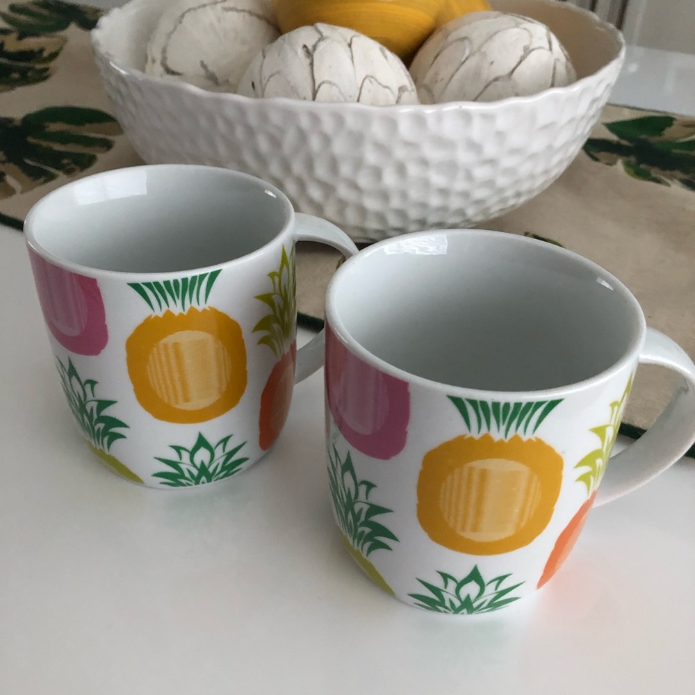 Mugs - Picture 3 of 3